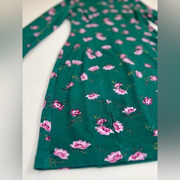 OLD NAVY Long Sleeve Ponte Knit Shirred Sleeve Sheath Dress Green Floral Fall XS - Picture 3 of 12